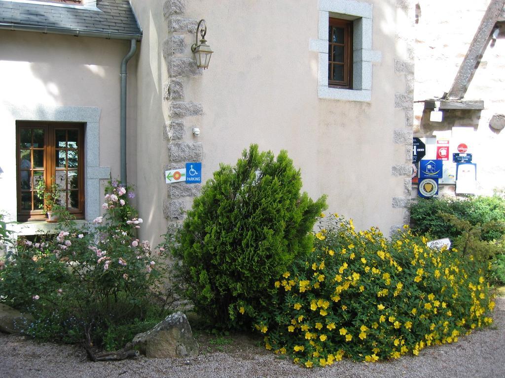 Auberge De L'Atre Quarré-les-Tombes Exterior photo